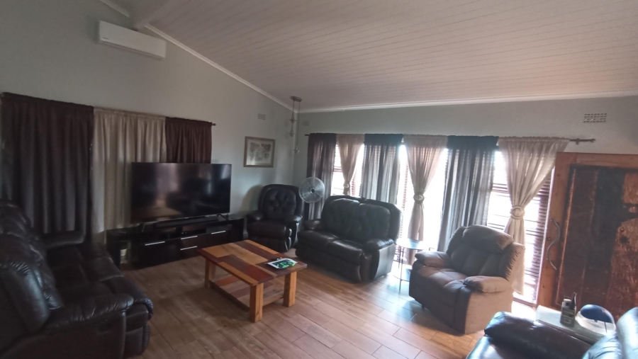 4 Bedroom Property for Sale in Vredenburg Western Cape